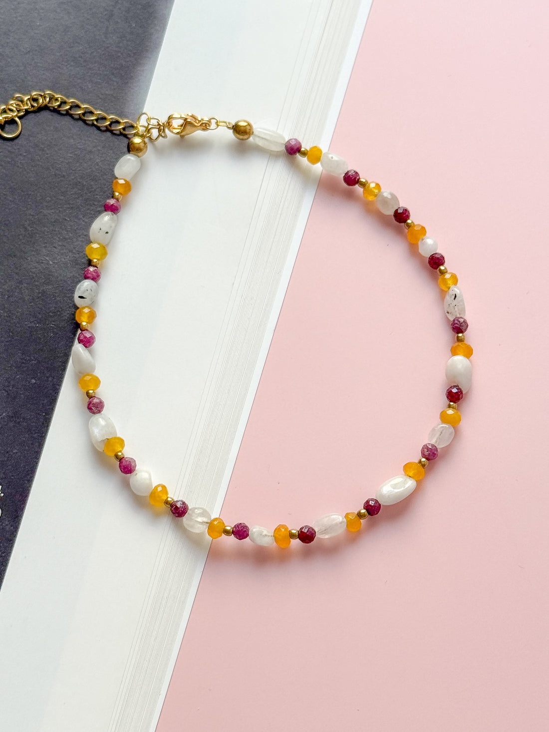 Bracelet de cheville DORIANE - Pierre de lune, Quartz jaune & Rubis