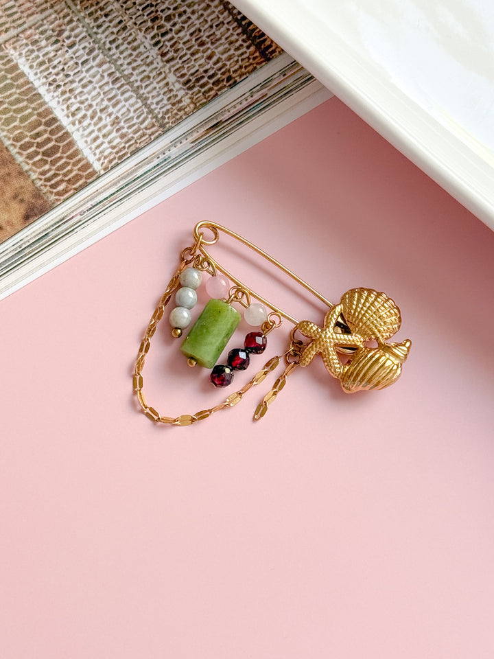 Épingle/broche JULIA - Jade néphrite, Grenat, Quartz rose & Pierre de Lune