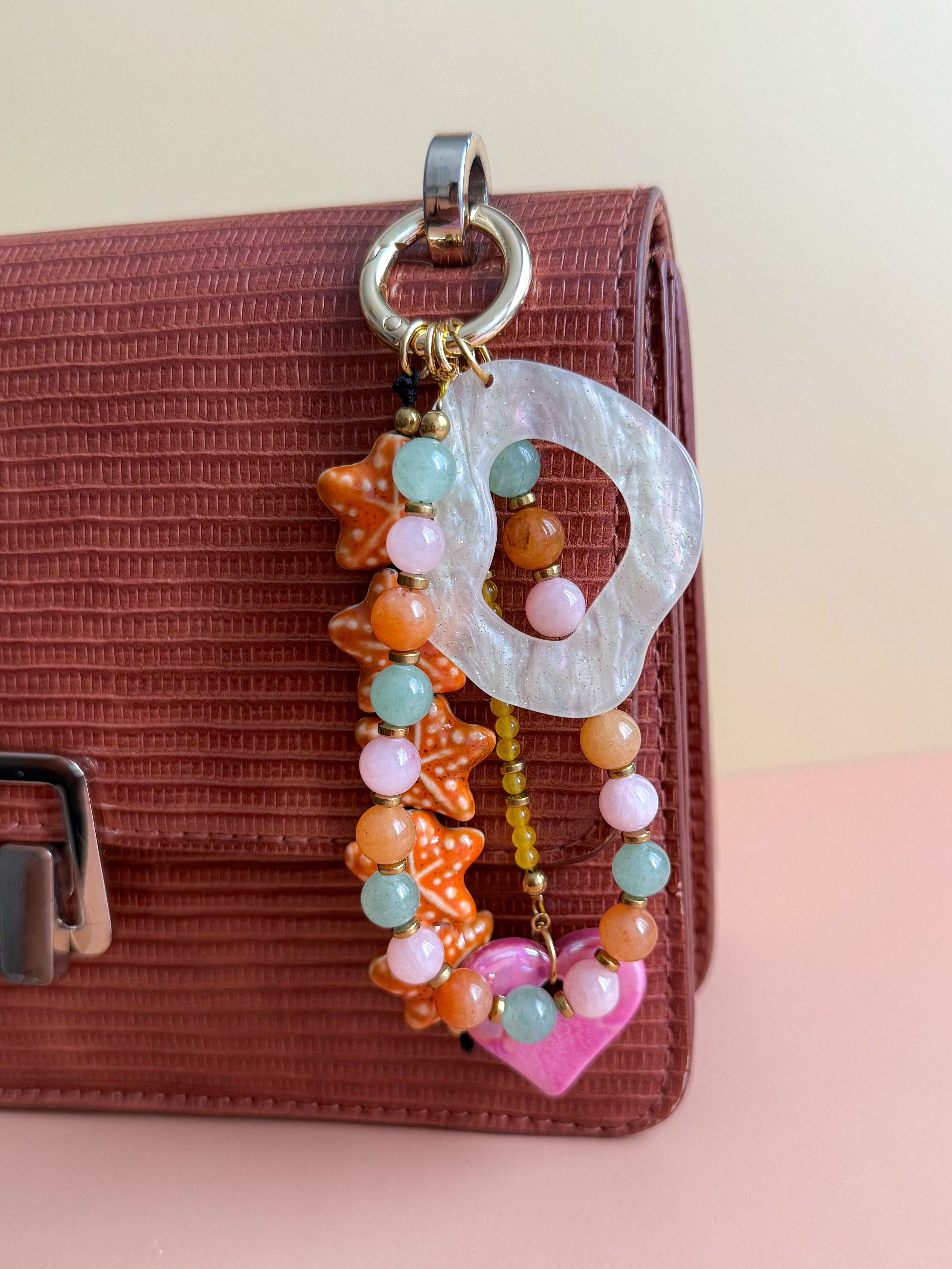Porte-clés grigris AMÉLIE - Serpentine, Calcite rose, Quartz orange & Jade jaune