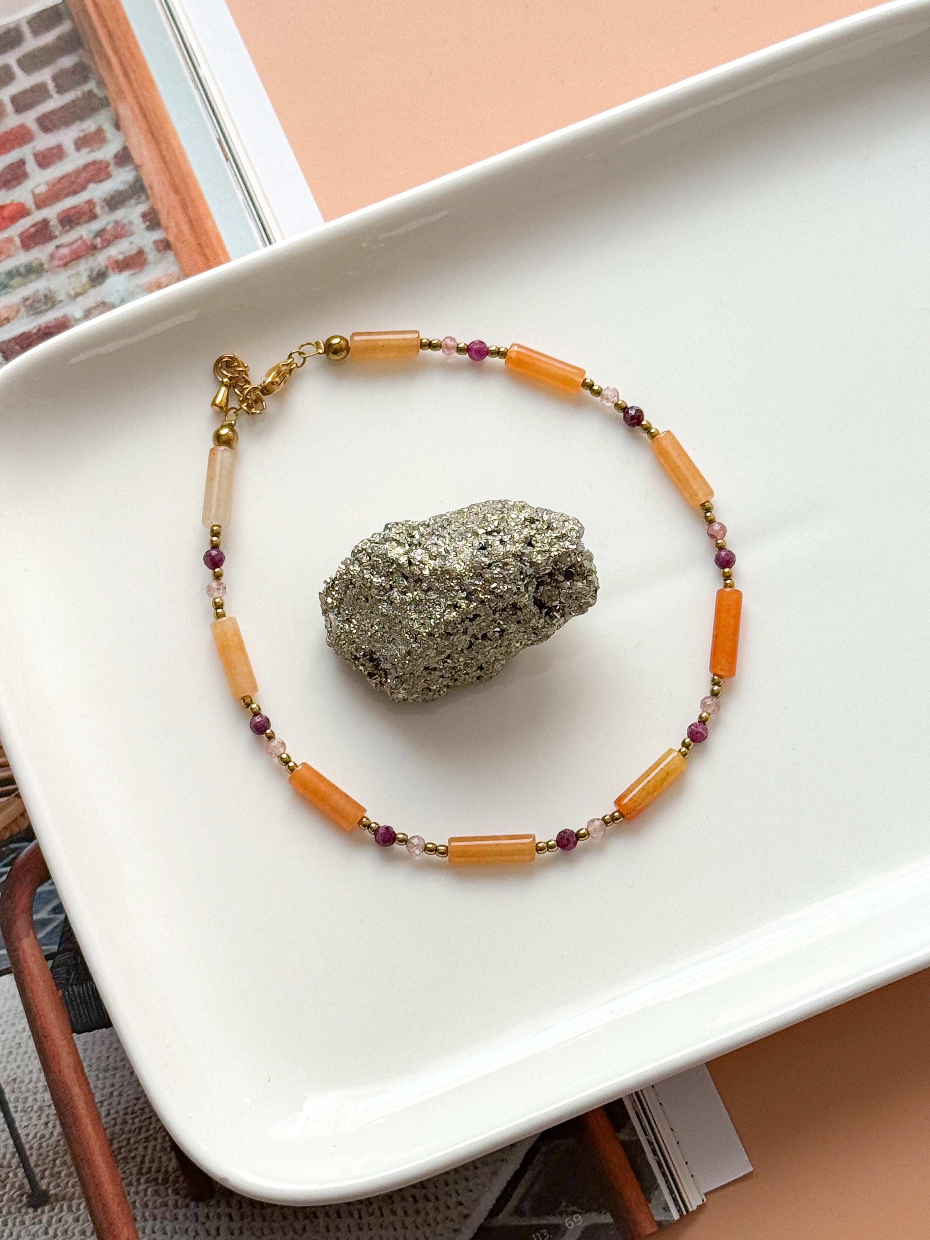Bracelet de cheville MARGAUX -  Quartz orange, Quartz fraise, Rubis