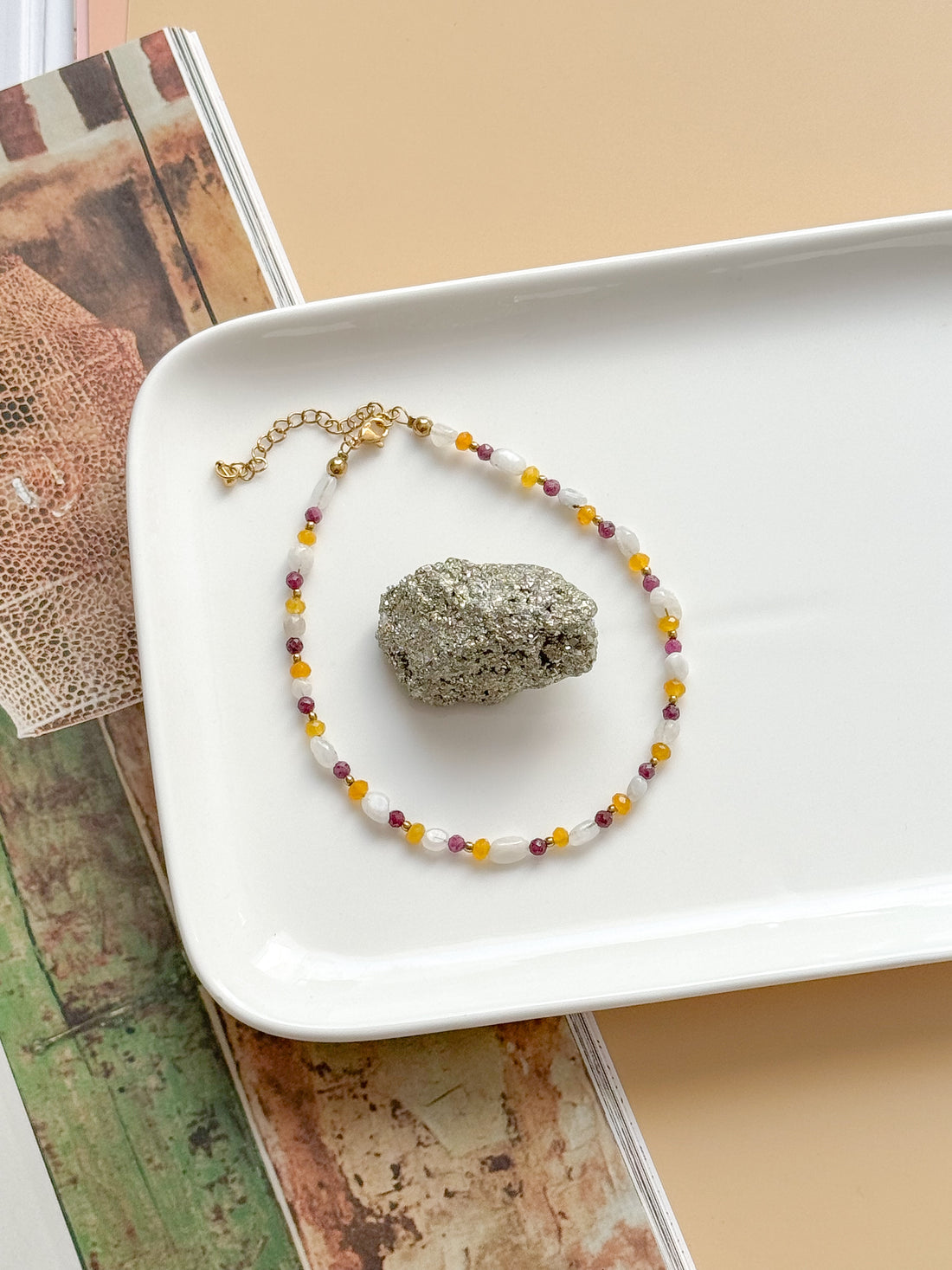 Bracelet de cheville DORIANE - Pierre de lune, Quartz jaune & Rubis