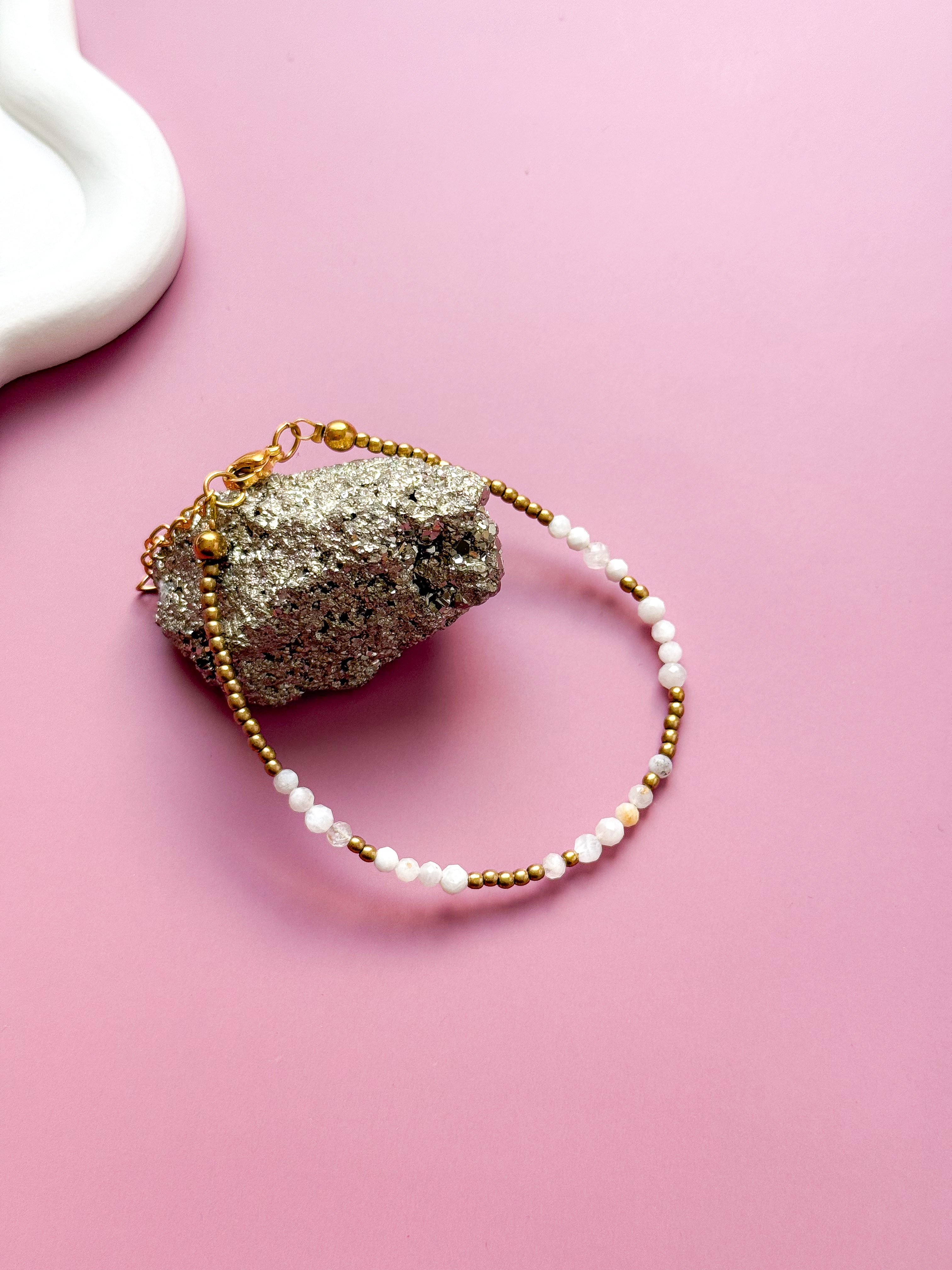 Bracelet IRIS Pierre de Lune - Équilibre intérieur, Intuition, féminité