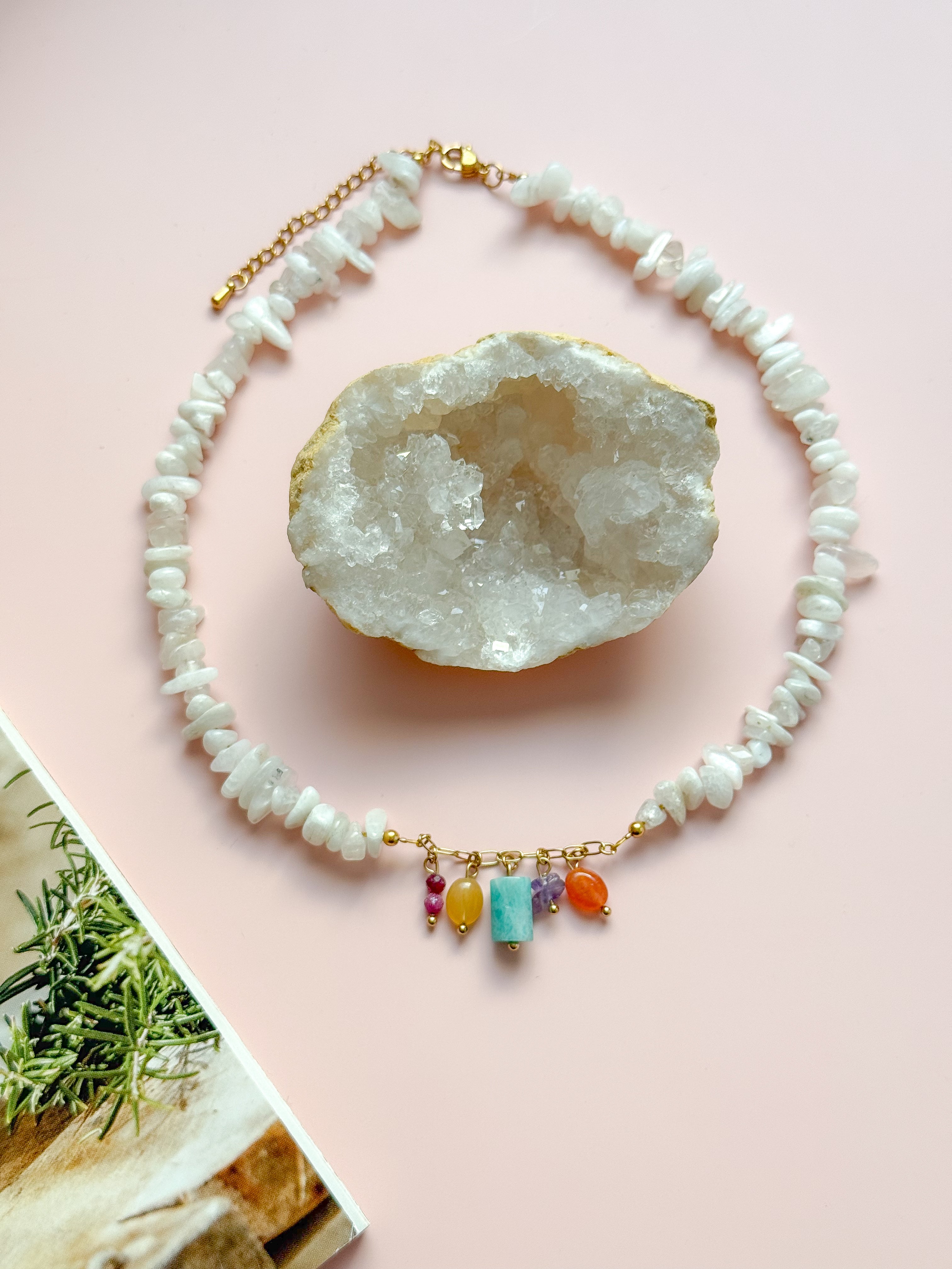 Collier MAGNOLIA base Pierre de Lune - Confiance en soi, intuition, motivation