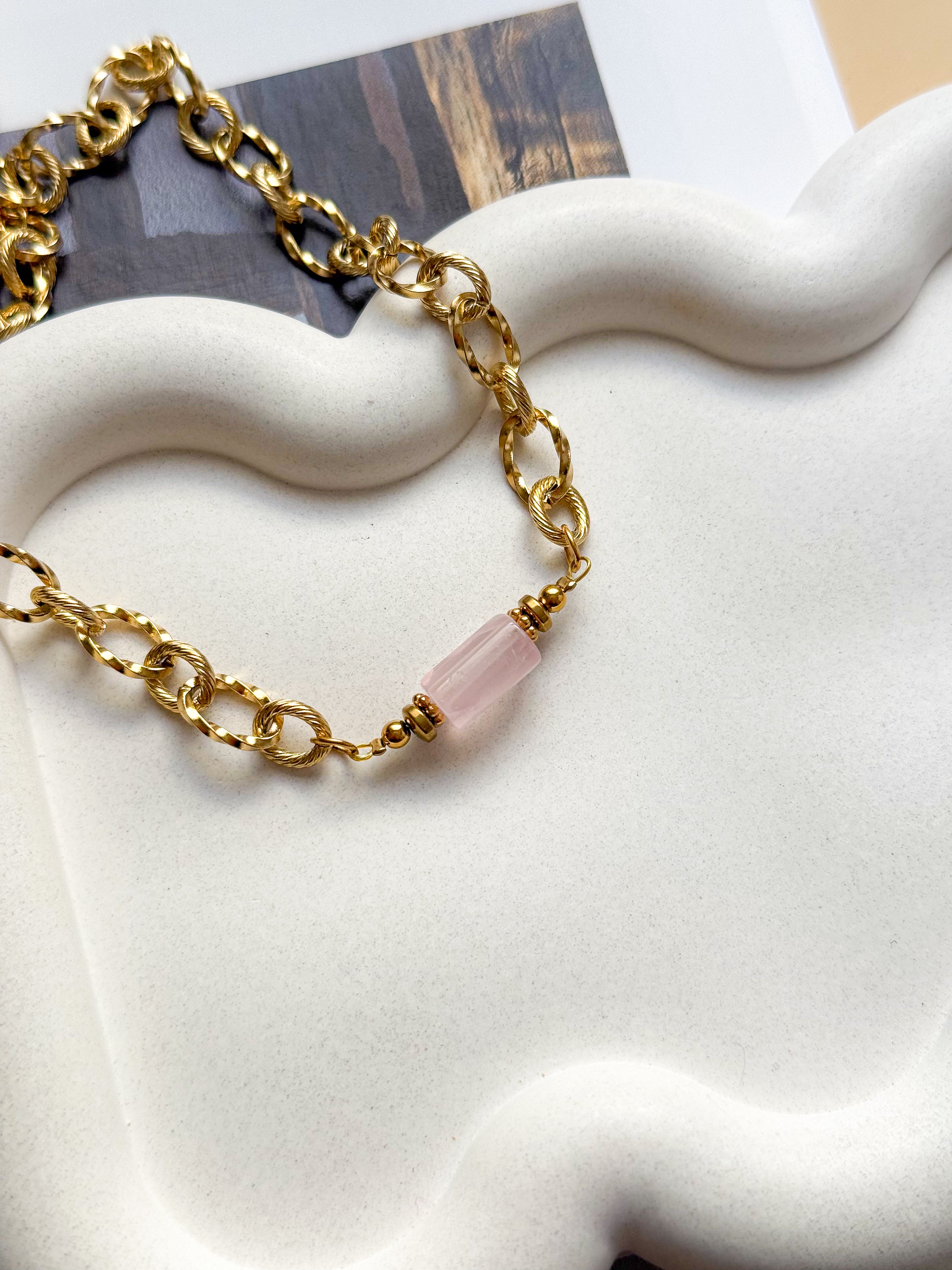 Collier LILAS Quartz rose - Confiance en soi, libération émotionnelle, ouverture du coeur