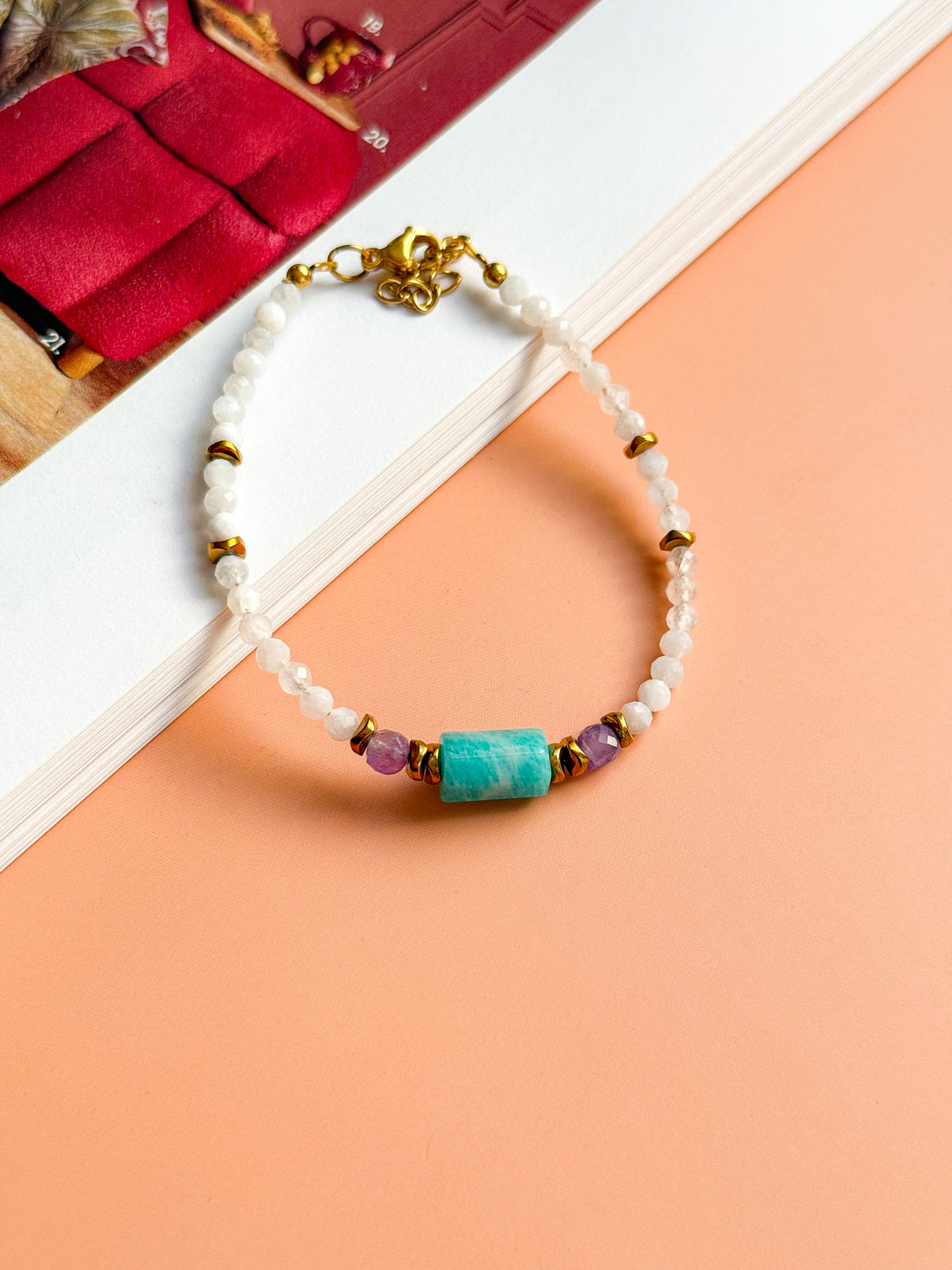 Bracelet MARIGOLD base Pierre de Lune - Féminin sacré, relâcher les tensions, expression personnelle