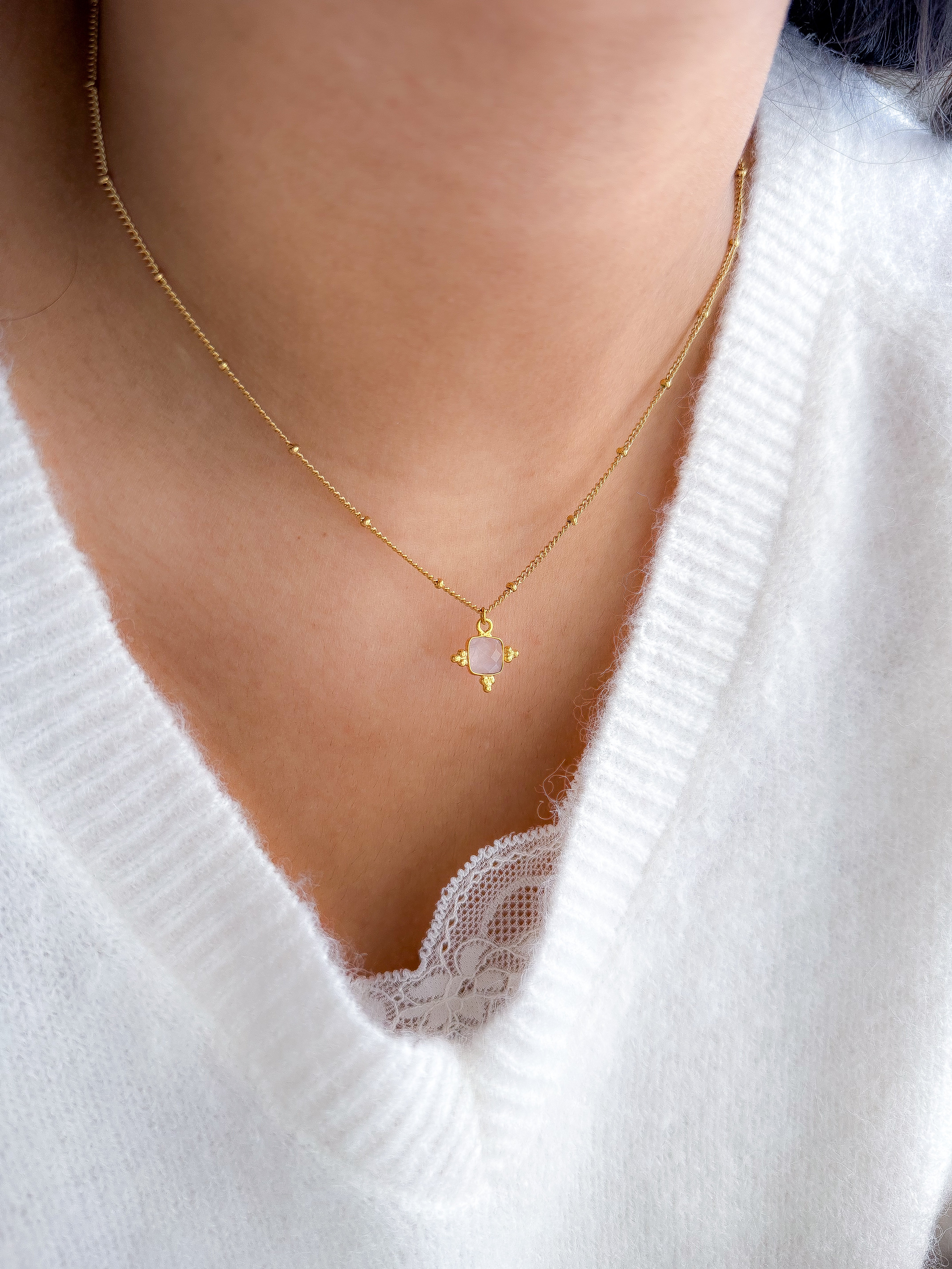 Collier CLÉMATITE Quartz rose - Amour de soi, libération des blessures émotionnelles