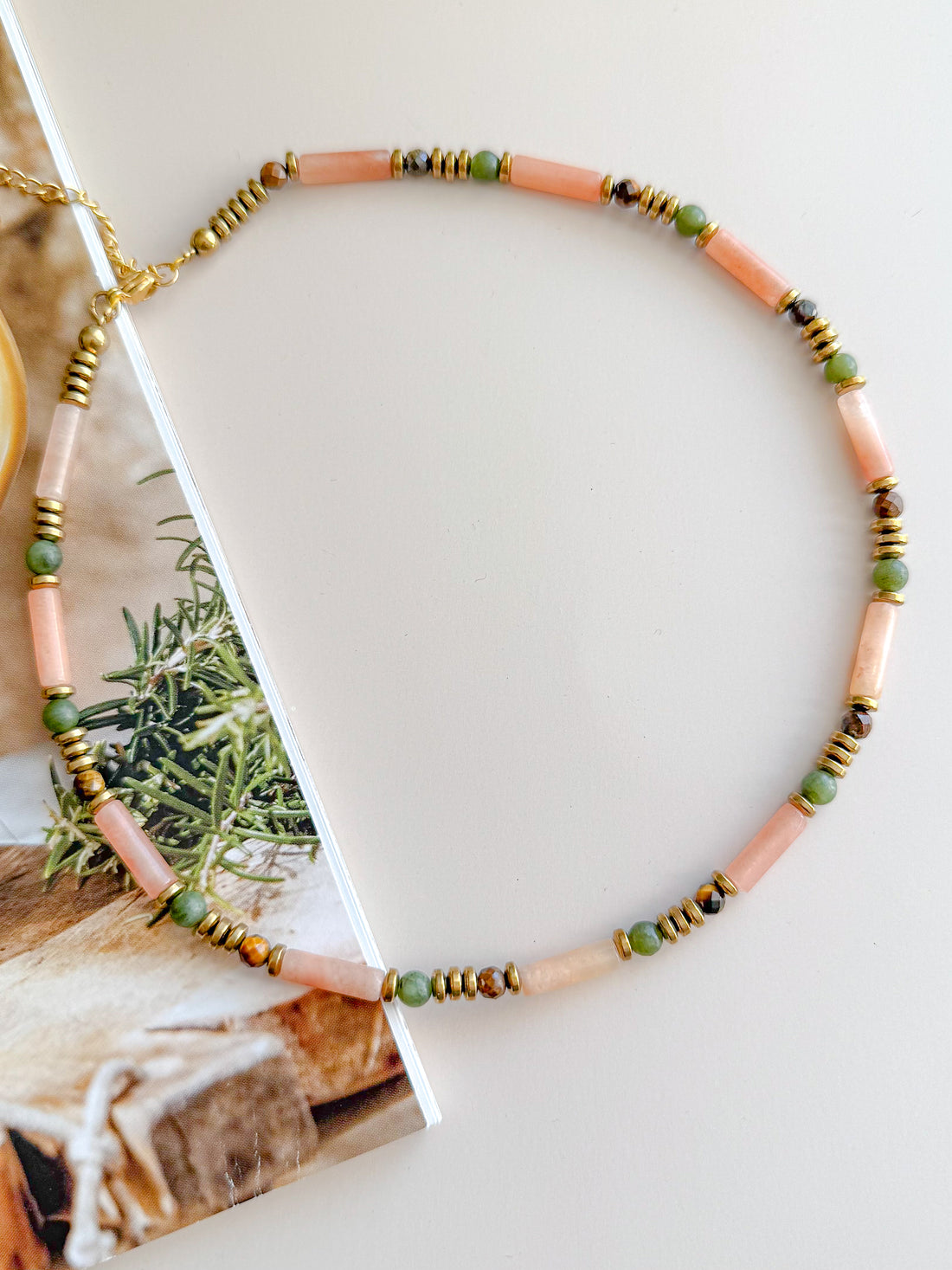 Collier BARBARA Quartz rose - Amour de soi, protection énergétique, lâcher-prise