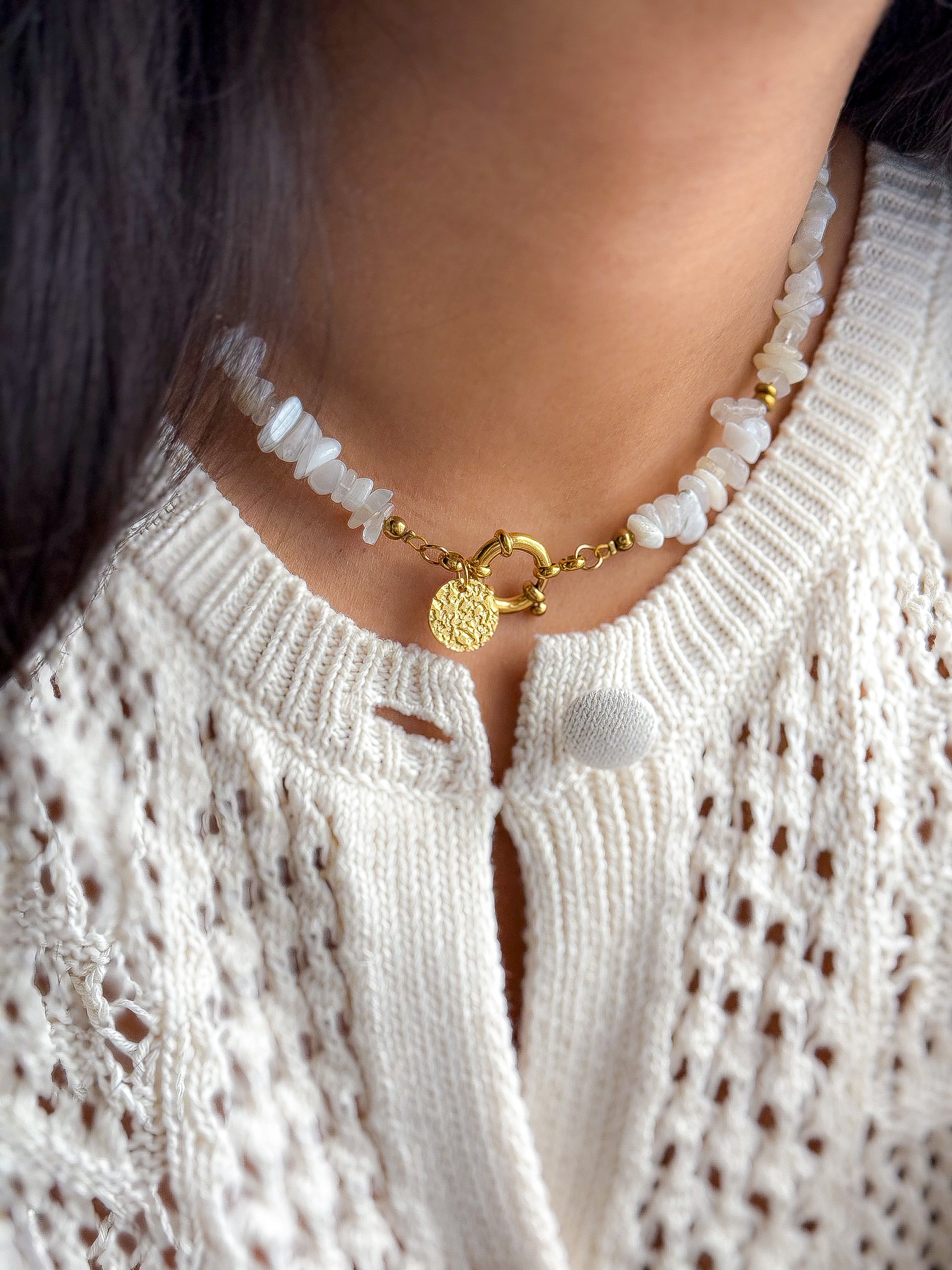 Collier NADÈGE Pierre de Lune - Intuition, stabilité émotionnelle, féminin sacré