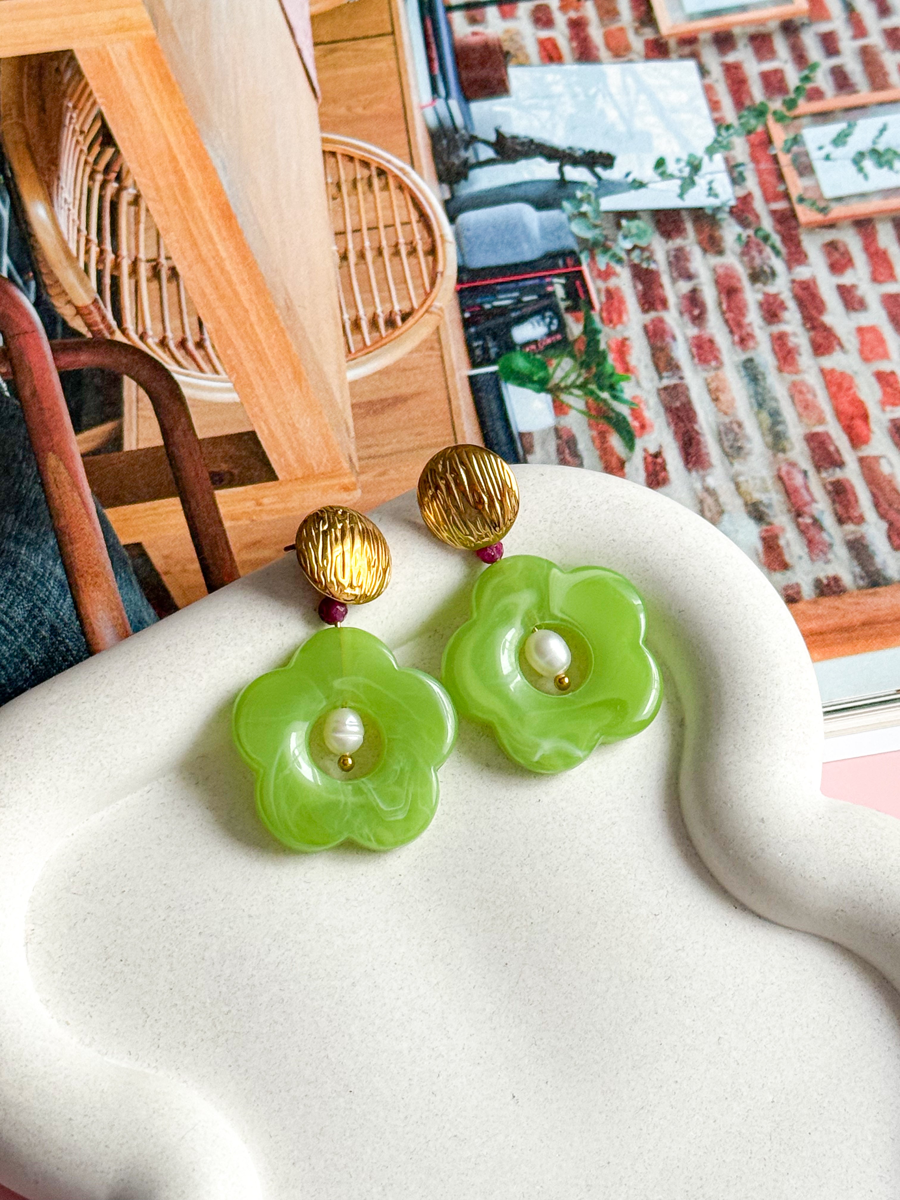 Boucles d'oreilles DOVIE vert - Rubis et Perle d'eau douce