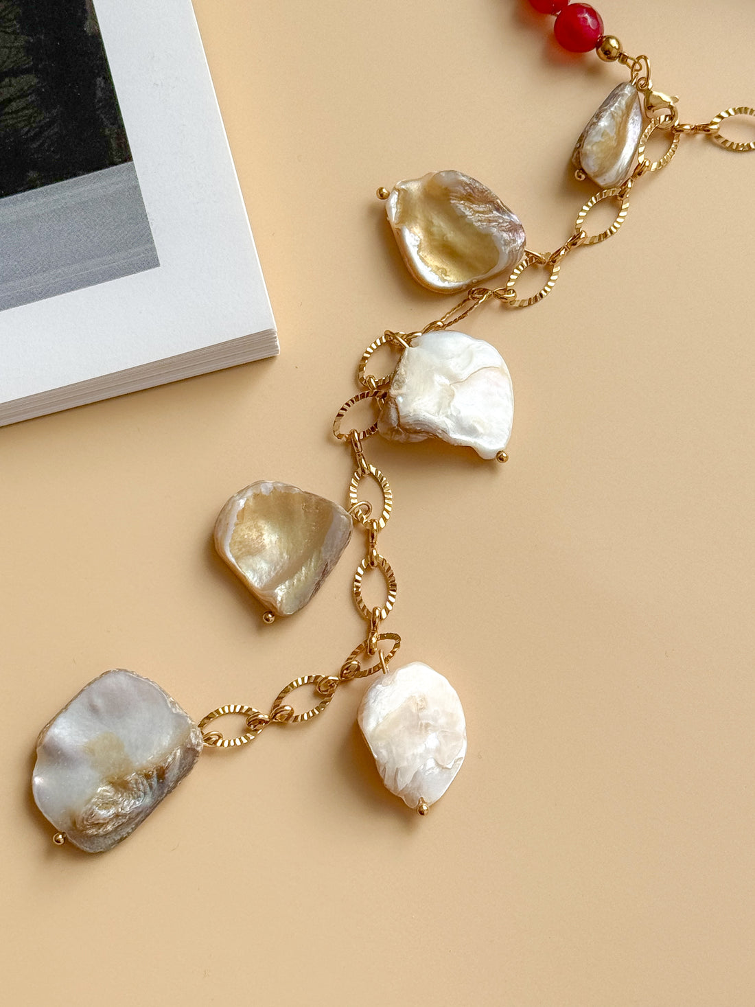 Collier ÉLÉNA bordeaux - Force intérieure, ancrage, confiance en soi