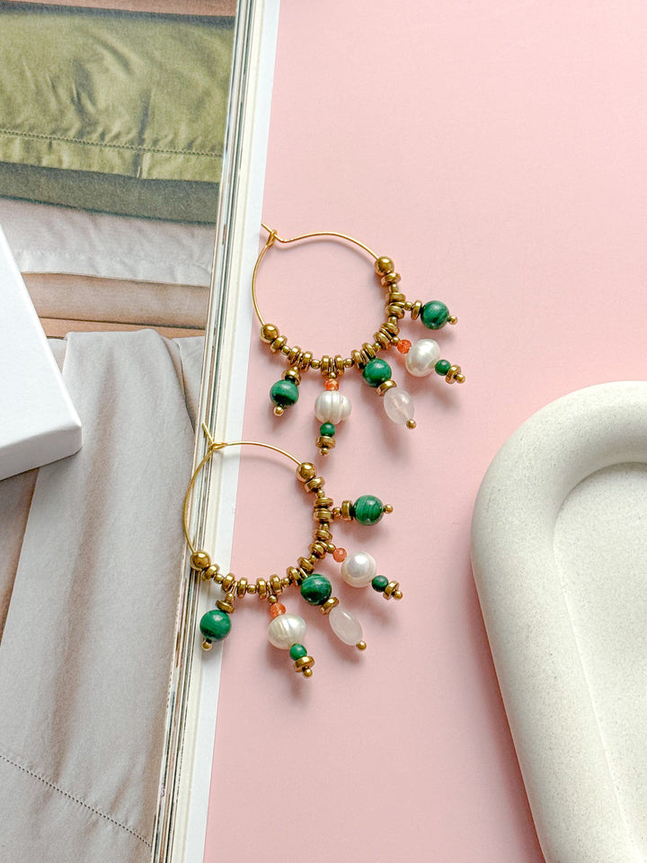 Créoles MAUREEN - Malachite, Quartz rose, Pierre de Soleil