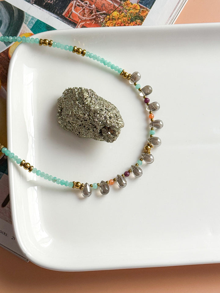 Collier EZRA - Amazonite, Pierre de soleil, Rubis