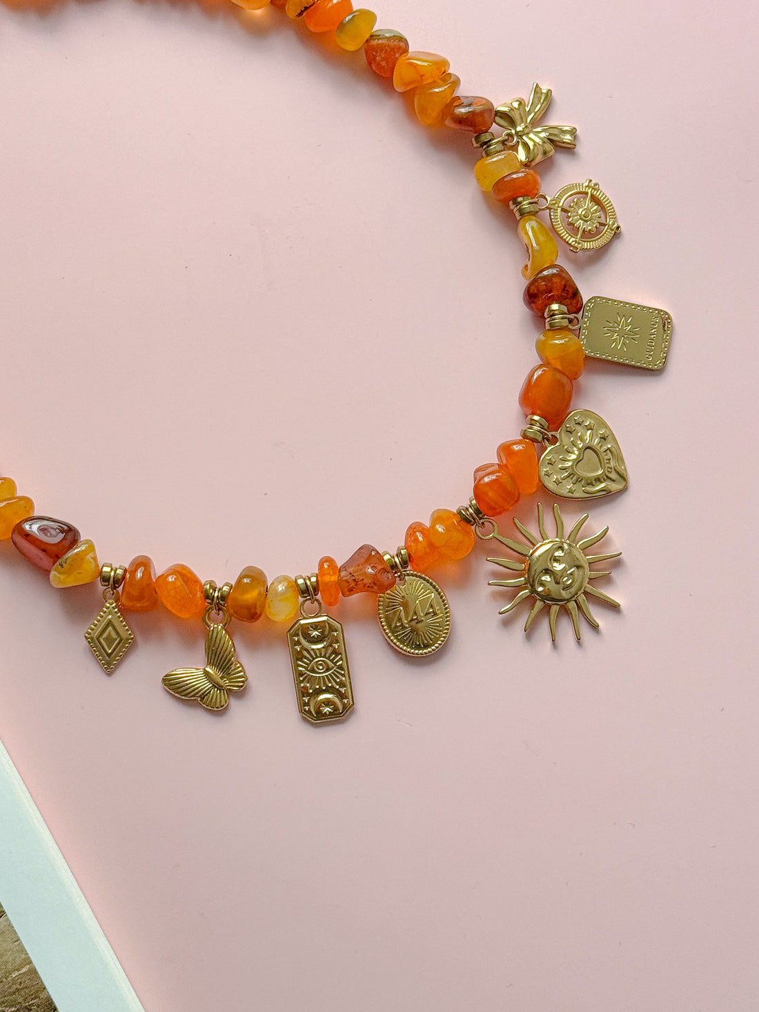 Collier LAURA doré/orange - Confiance, motivation, énergie positive