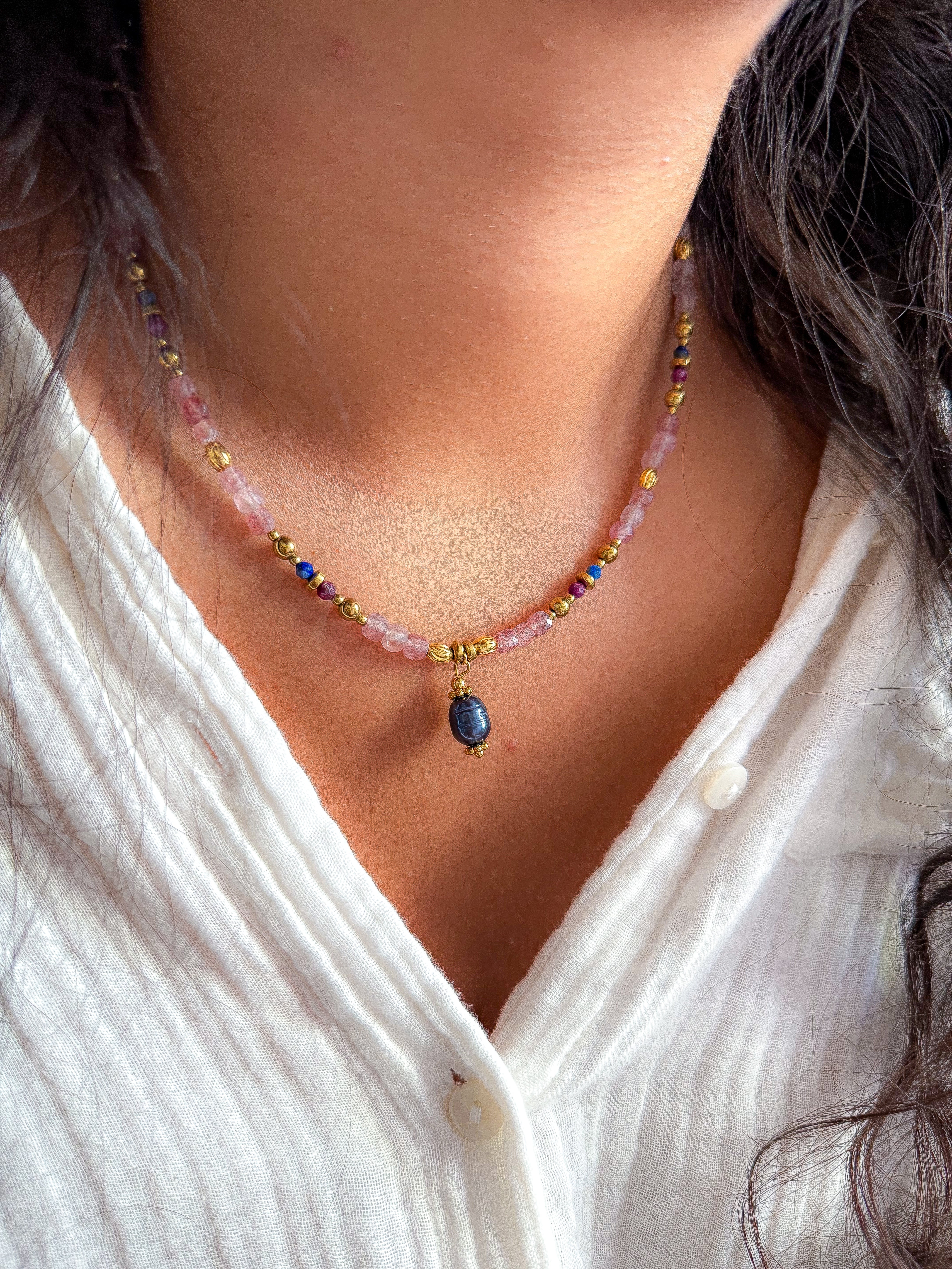 Collar LEELOO - Granito rojo y ágata india