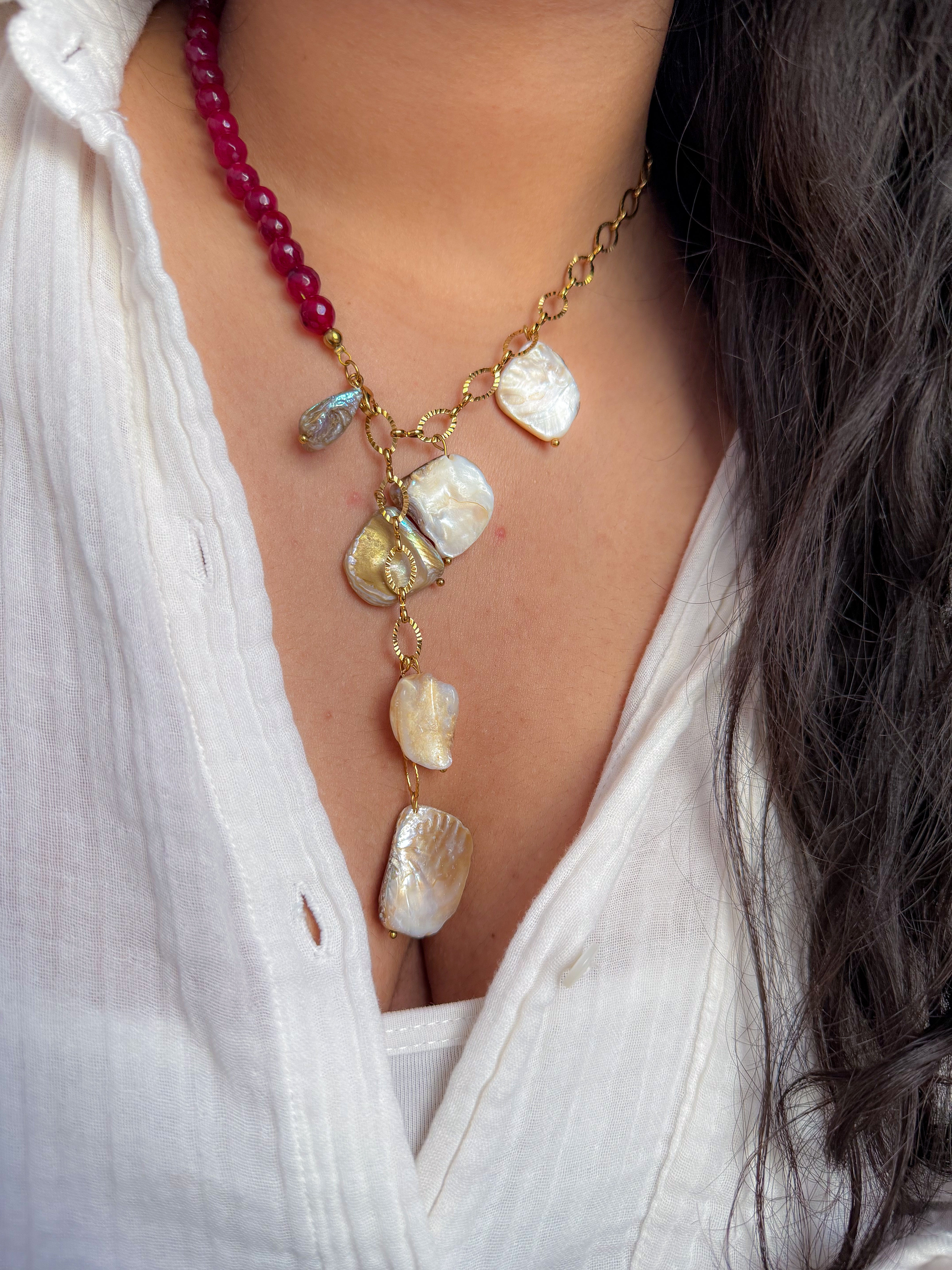 Collier ÉLÉNA bordeaux - Force intérieure, ancrage, confiance en soi